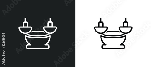 Obraz na plátně turkish bath outline icon in white and black colors