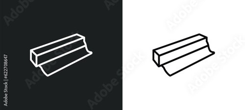 aluminum foil outline icon in white and black colors. aluminum foil flat vector icon from kitchen collection for web, mobile apps and ui.