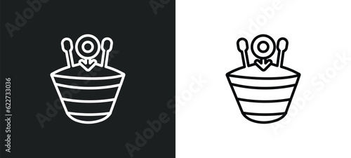 spacetime curvature outline icon in white and black colors. spacetime curvature flat vector icon from education collection for web, mobile apps and ui.