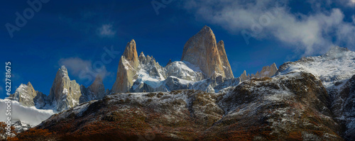 paisajes patagonicos en el Chalten, monte Fitz Roy y cerro Torre photo