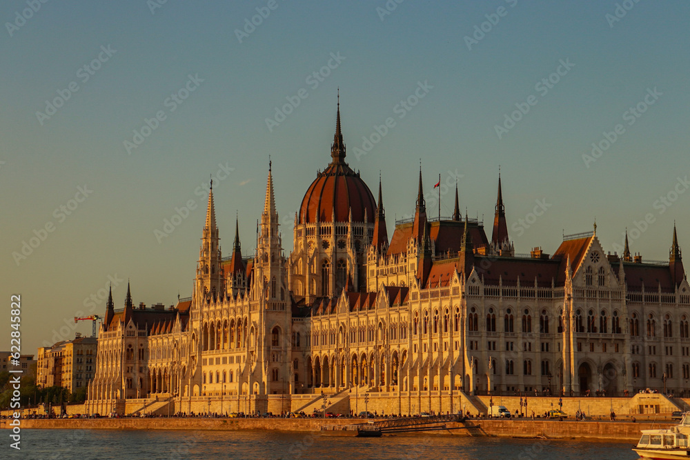Obraz premium Budapest Ungarn, Parlament, Gebäude, Golden Hour
