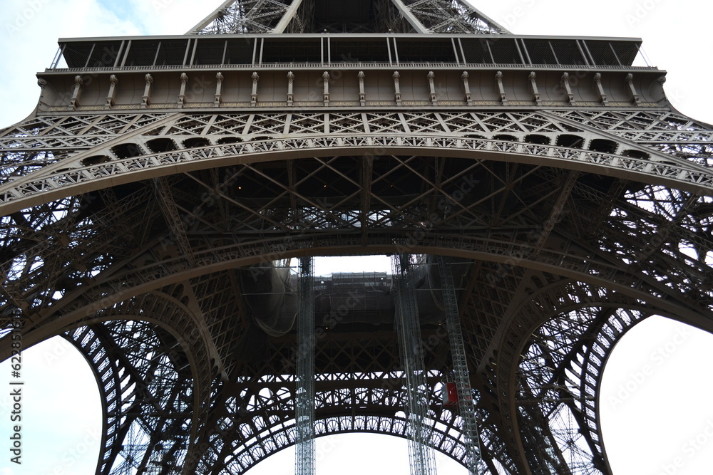 Fototapeta premium France, Paris, 20.11.2013: Eiffel Tower, one of the most recognisable symbols of the city. 