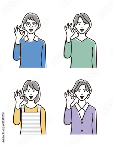 okサインを出すシニア女性のセット