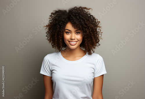 Green Background, Cheerful African Woman in White T-Shirt, Mockup Design Template, Ideal for Apparel Presentation, Generative AI, KI © Saskia