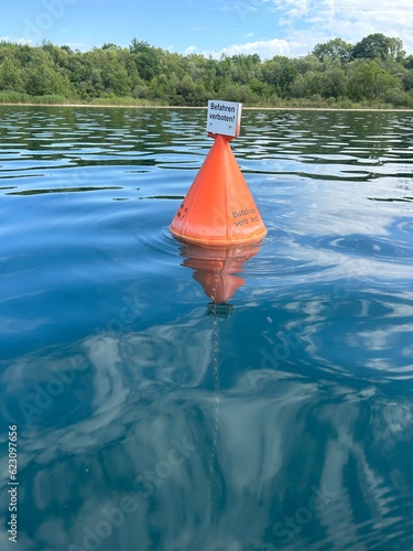 Boje im Wasser die das befahren verbietet photo