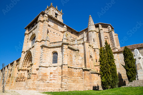 Romanesque church of Santa Mar  a la Real  Sasam  n  Burgos  Spain