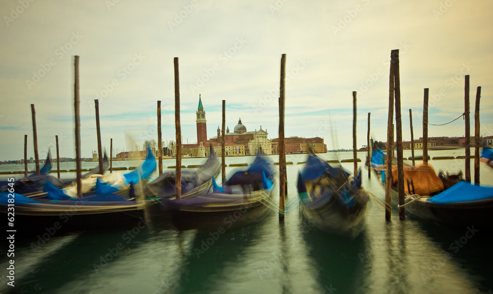 Fototapeta premium small medieval square in venice in italy 