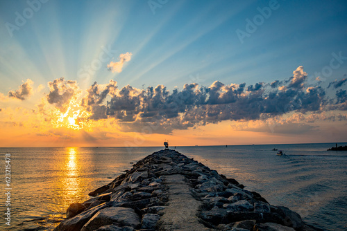 Εκτύπωση καμβά Sunrise at the jetty