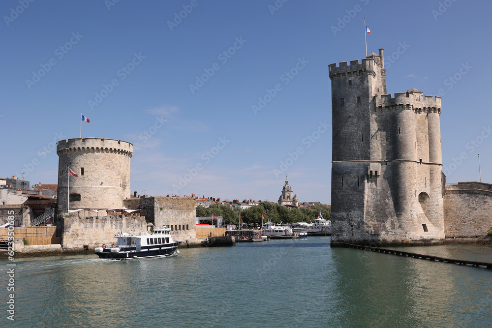 Vue sur La Rochelle, le port