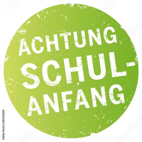 Button Achtung Schulanfang zerkratzt
