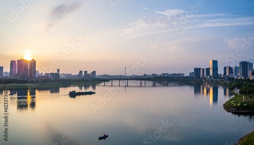 Sunset and evening scenery of Xiangjiang River © Lili.Q