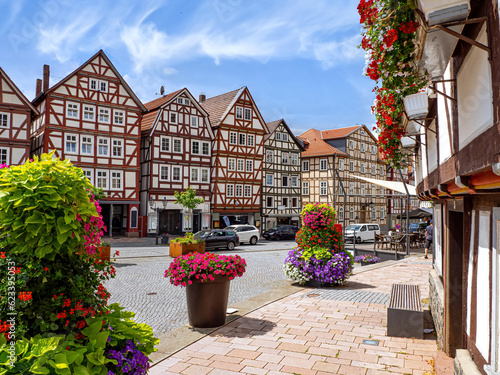 Homberg/Efze, Altstadtszene Marktplatz © Comofoto
