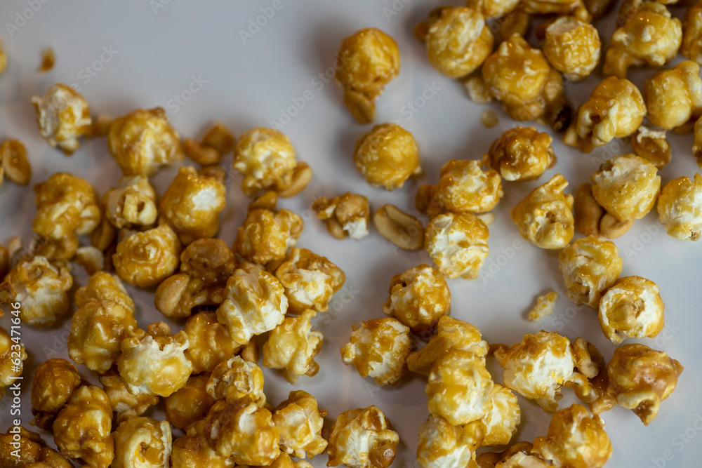FRESH POPPED CARAMEL CORN WITH PEANUTS FRESH POPPED CARAMEL CORN WITH PEANUTS