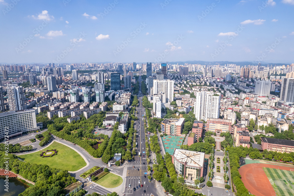 Fototapeta premium Cityscape of Zhuzhou, Hunan Province, China