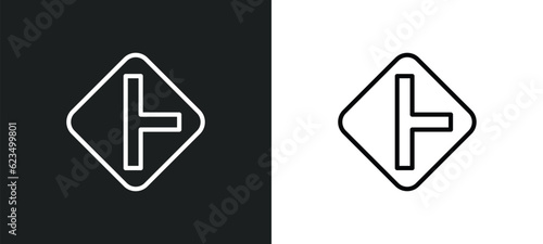 side road icon isolated in white and black colors. side road outline vector icon from traffic signs collection for web, mobile apps and ui.