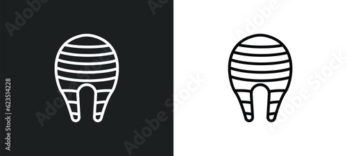 fillet icon isolated in white and black colors. fillet outline vector icon from geometry collection for web, mobile apps and ui.