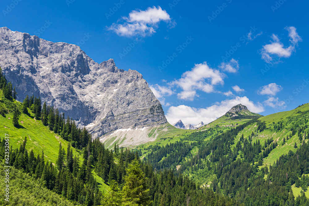 Landschaft  im Rißtal bei der Eng Alm in Österreich