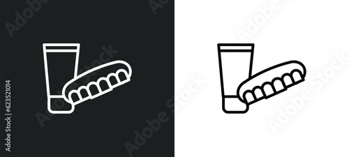 dentures icon isolated in white and black colors. dentures outline vector icon from dentist collection for web, mobile apps and ui.
