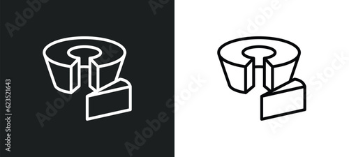 bolo de fuba icon isolated in white and black colors. bolo de fuba outline vector icon from cultures collection for web, mobile apps and ui.