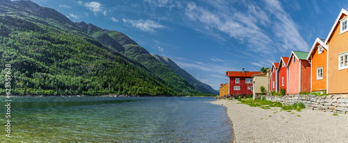 Alte Häuser in Sjøgata in Mosjøen, Nordnorwegen