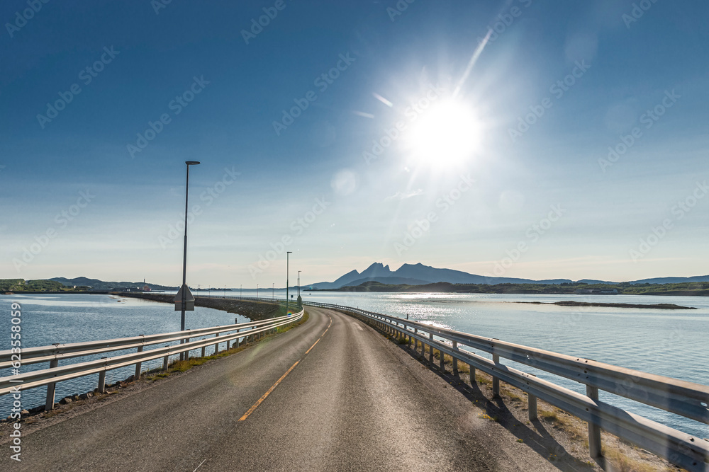 Helgelandsbrücke nach Sandnesjøen in Norwegen