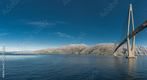 Helgelandsbrücke nach Sandnesjøen in Norwegen
