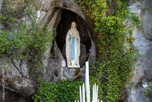 Quadro em tela La grotte de Notre dame de Lourdes