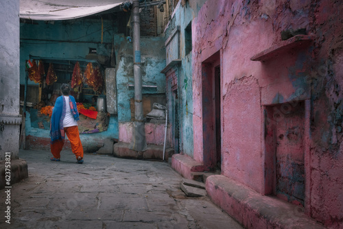 Passageway of Varanasi © Ludwig