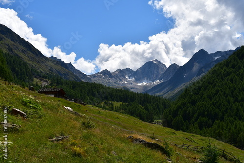 Schöne Landschaft im Pfossental in Südtirol 