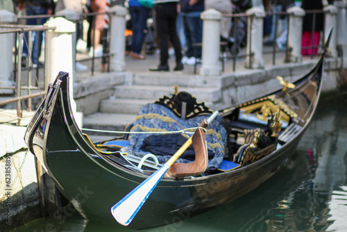 Venice Gondola standing in the channal © Zuzanna