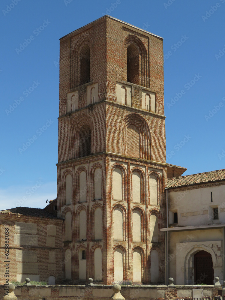 Mudejar Church of San Martín. (12th century). Historic city of Arevalo. Spain.
View of the Chess Tower.