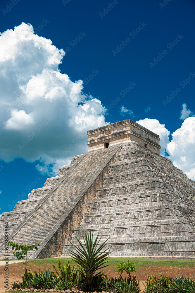 Foto Chichen Itza Castle at Yucatan State, Mexico