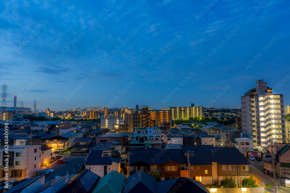 日本の愛知県名古屋市の住宅街の美しい夜景