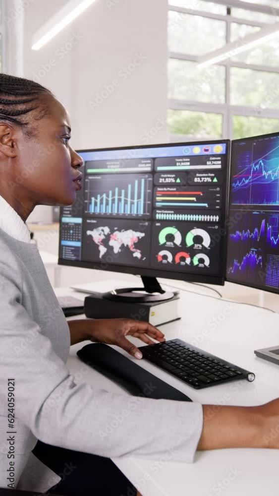 Analyst Woman Looking Analyst Woman Looking