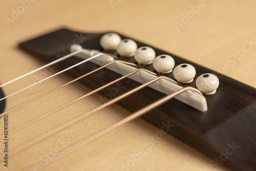 Obraz na płótnie Traditional spruce and mahogany acoustic guitar w salonie