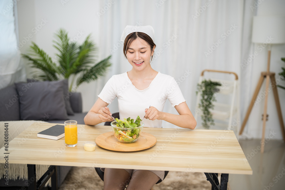Asian woman dieting Weight loss eating fresh fresh homemade salad healthy eating concept Asian woman dieting Weight loss eating fresh fresh homemade salad healthy eating concept