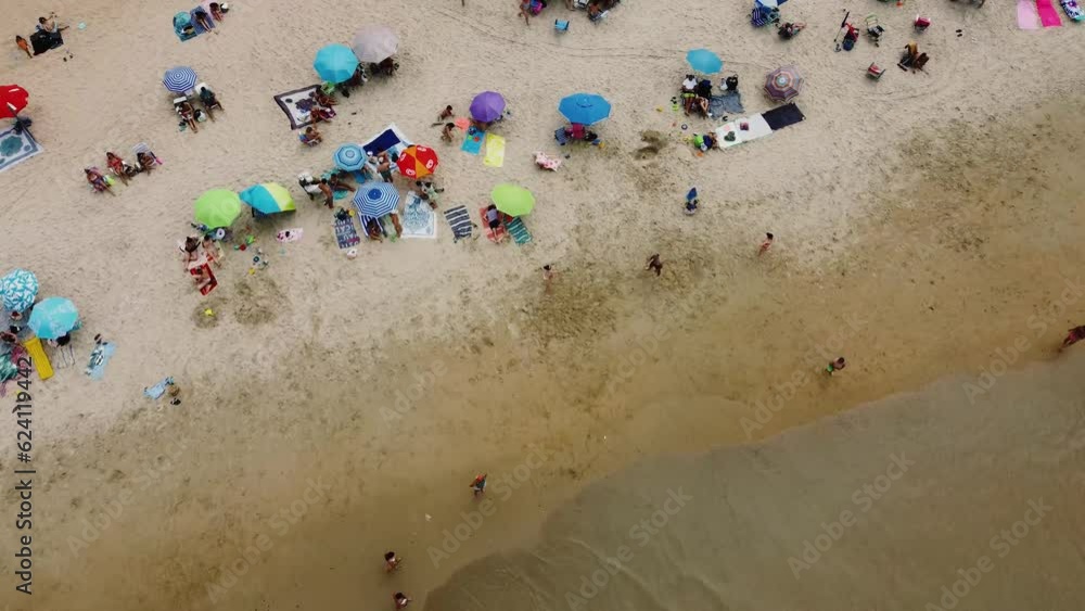 Tomas aereas en 4k de playa paradisiaca el palmar en cádiz Tomas aereas en 4k de playa paradisiaca el palmar en cádiz