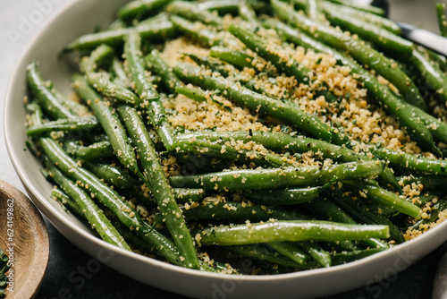 Italian green beans with breadcrumbs