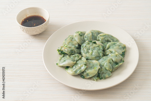 steamed chives dumplings with sauce