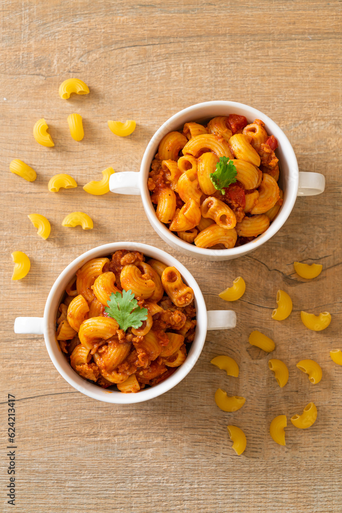 Fototapeta premium macaroni with tomatoes sauce and mince pork