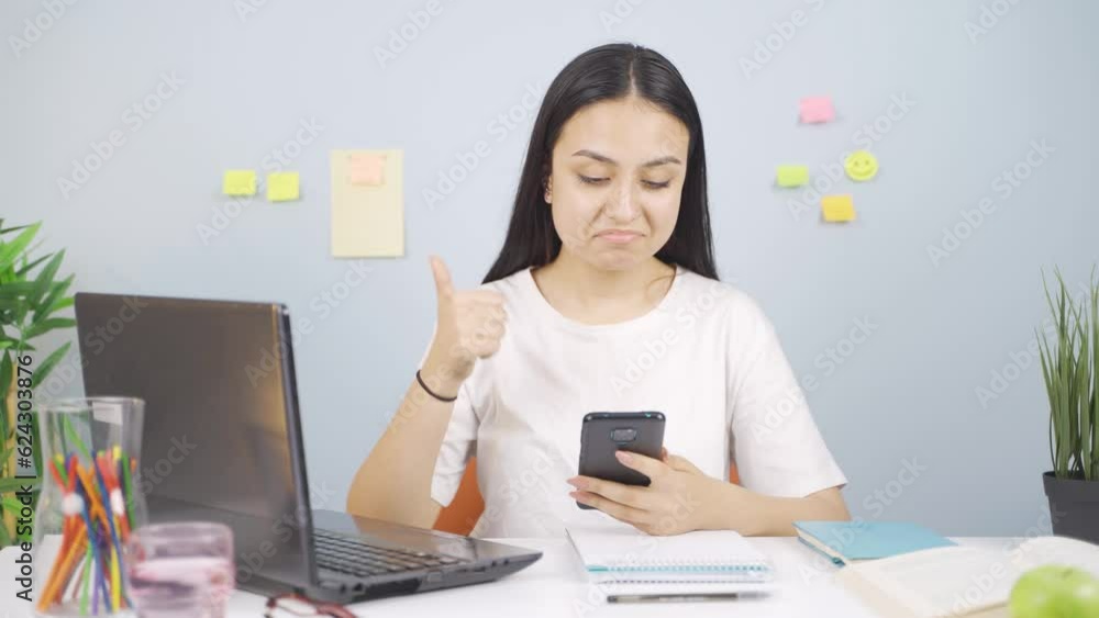 Female student who likes mobile application. Female student who likes mobile application.