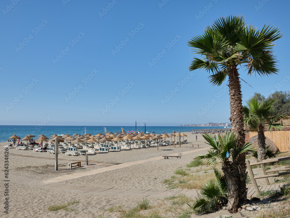 Playa de Carvajal en Benalmádena Costa, provincia de Málaga. Playa de Carvajal en Benalmádena Costa, provincia de Málaga.