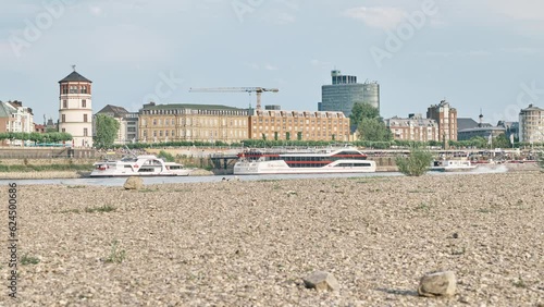 Timelapse of Düsseldorf, Germany from across the river rhein