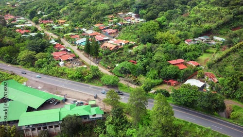 PUEBLO CASAS HYPERLAPSE COSTA RICA PLAZA