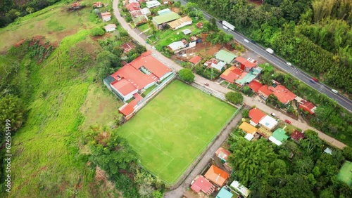 CANCHA EN PUEBLO DESDE EL AIRE HYPERLAPSE 