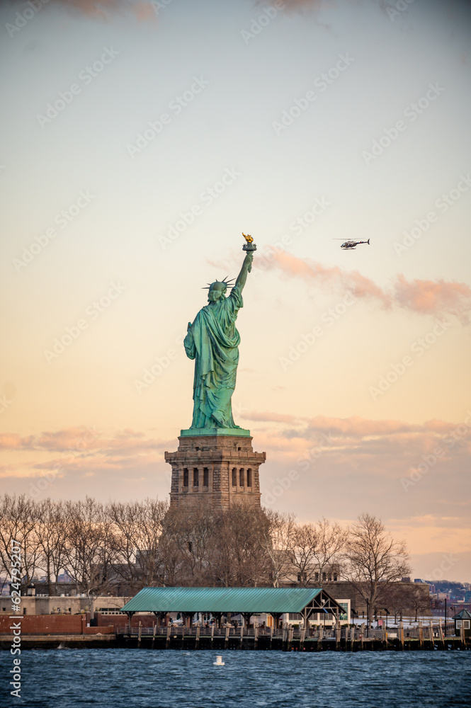 Fototapeta premium View of the Statue of liberty from Liberty State Park, New Jersey, United States.