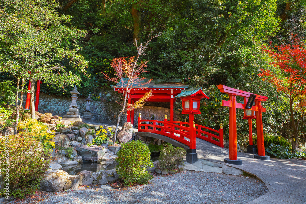 Beppu, Japan - Nov 25 2022: Hakuryu Inari Okami (White Dragon Inari Okami) shrine at Umi Jigoku hot spring in Beppu, Oita, one of Japan's most famous hot spring resorts Beppu, Japan - Nov 25 2022: Hakuryu Inari Okami (White Dragon Inari Okami) shrine at Umi Jigoku hot spring in Beppu, Oita, one of Japan's most famous hot spring resorts