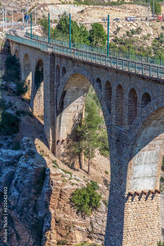 Obraz premium Varda train bridge located within the provincial borders of adana