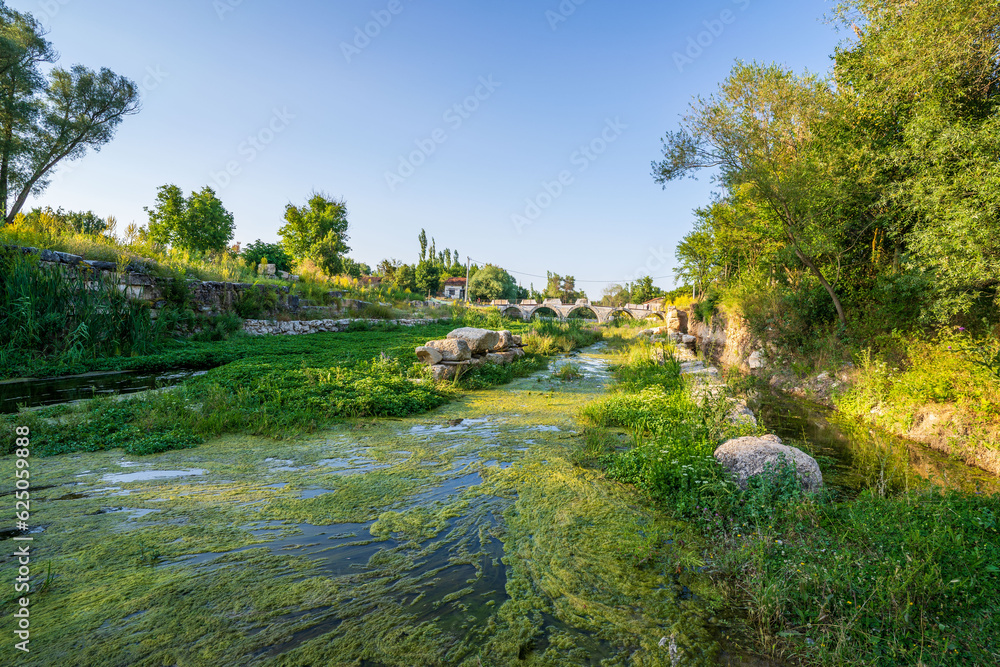 Obraz premium Ancient River view in Cavdarhisar of Kutahya