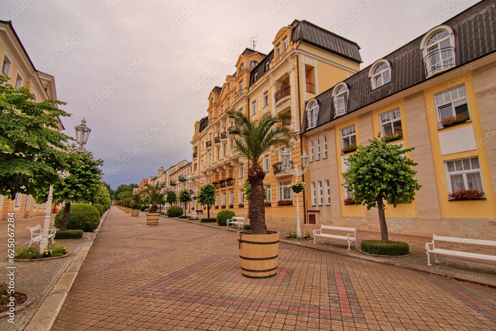 Φωτογραφία The streets and architecture of famous spa city Frantiskovy Lazne, Czech republi